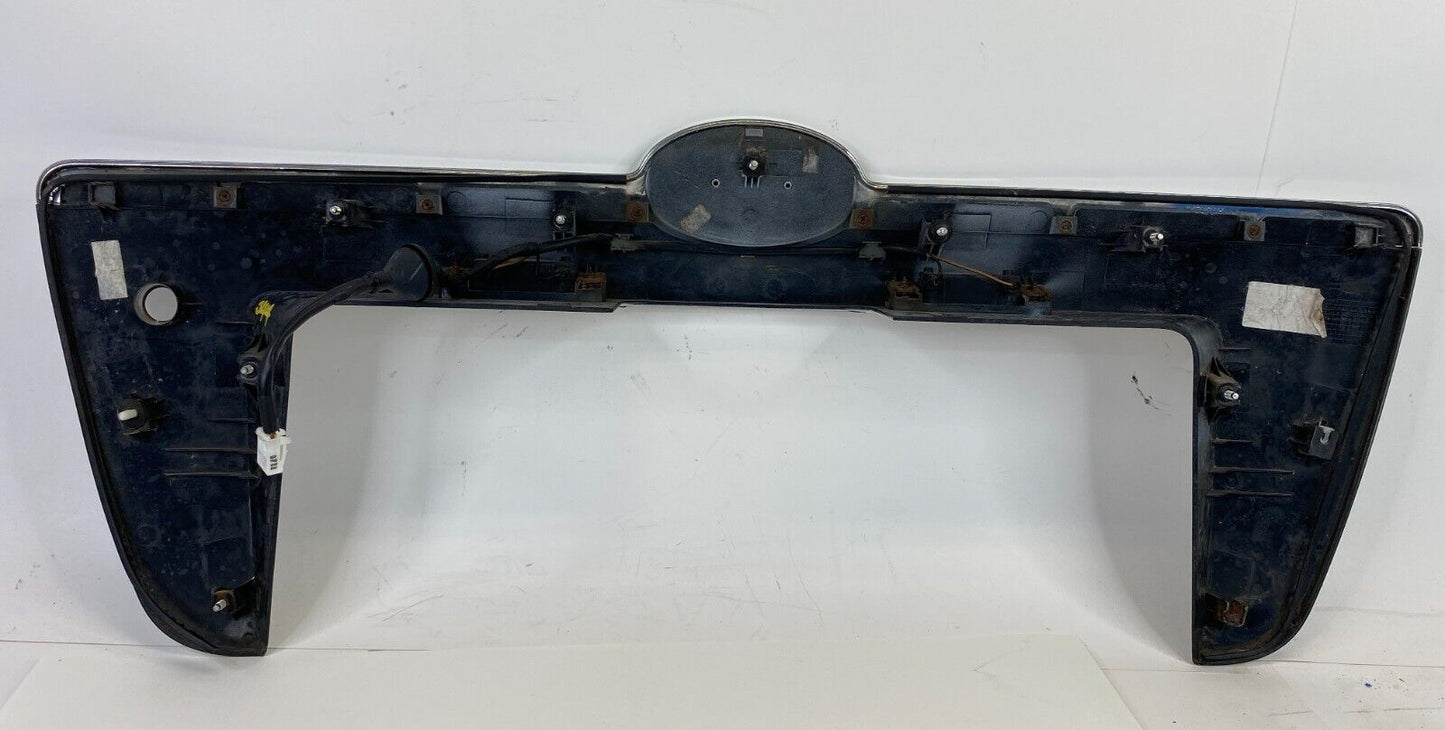 2005-2008 Hyundai Tucson Rear Lift Gate Hatch Licenser Plate Trim Molding OEM