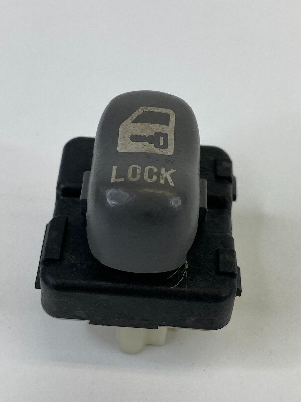 2001-2005 Pontiac Grand Am Left Or Right Door Lock Control Button Switch OEM