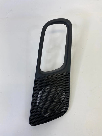 07 08 INFINITI G35 FRONT RIGHT SIDE INNER DOOR HANDLE COVER BEZEL 80914-JK000