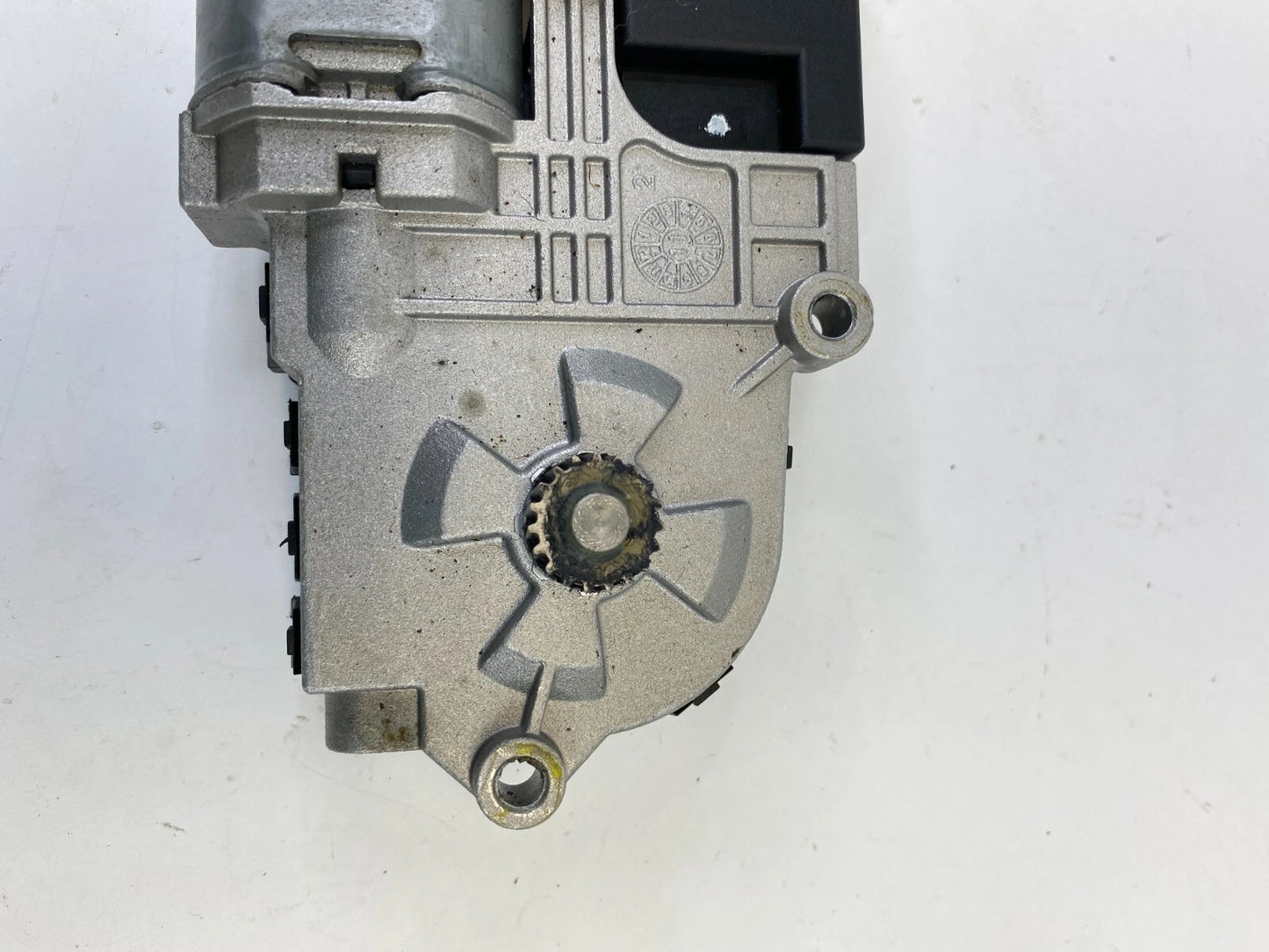 2012-2022 VW PASSAT REAR LEFT DRIVER SIDE DOOR WINDOW LIFT MOTOR 561959591 OEM