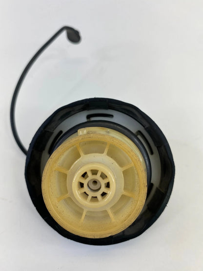 2009-2020 DODGE JOURNEY 00-08 DAKOTA FUEL FILLER TANK GAS LID CAP COVER OEM