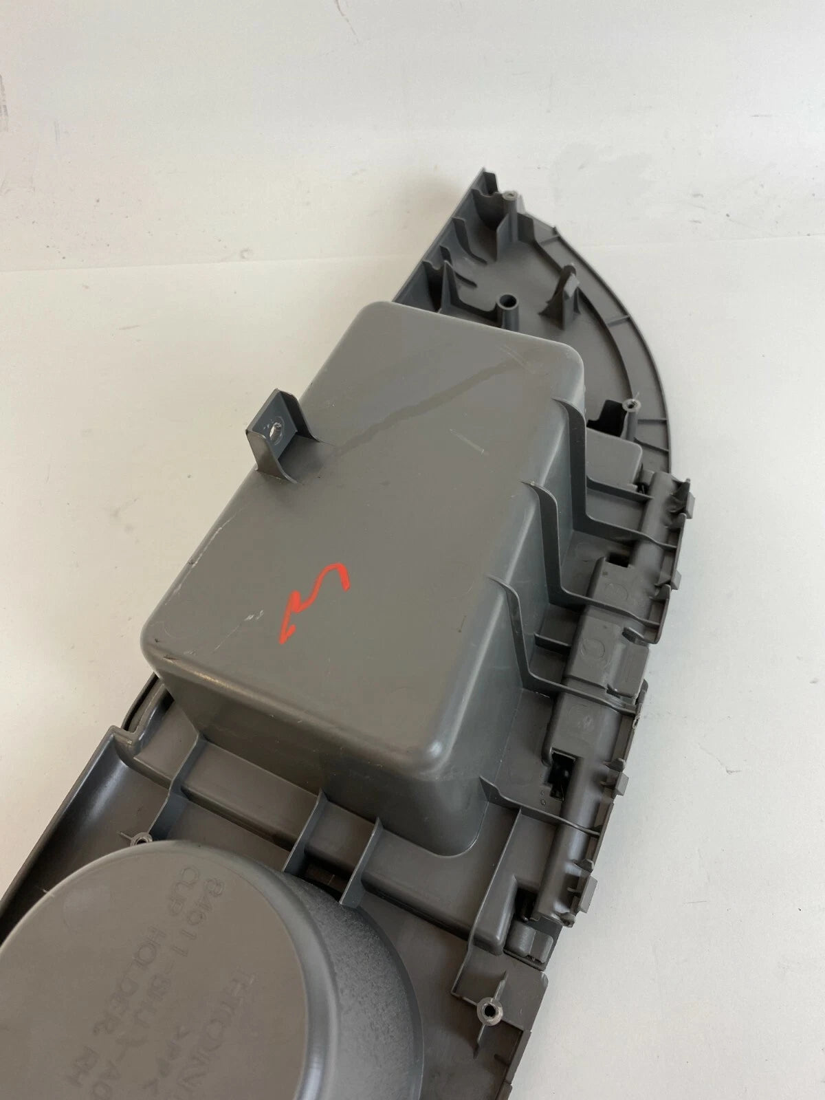 08-10 HONDA ODYSSEY REAR RH QUARTER PANEL ARMREST CUP HOLDER OEM 84611SHJA011M1
