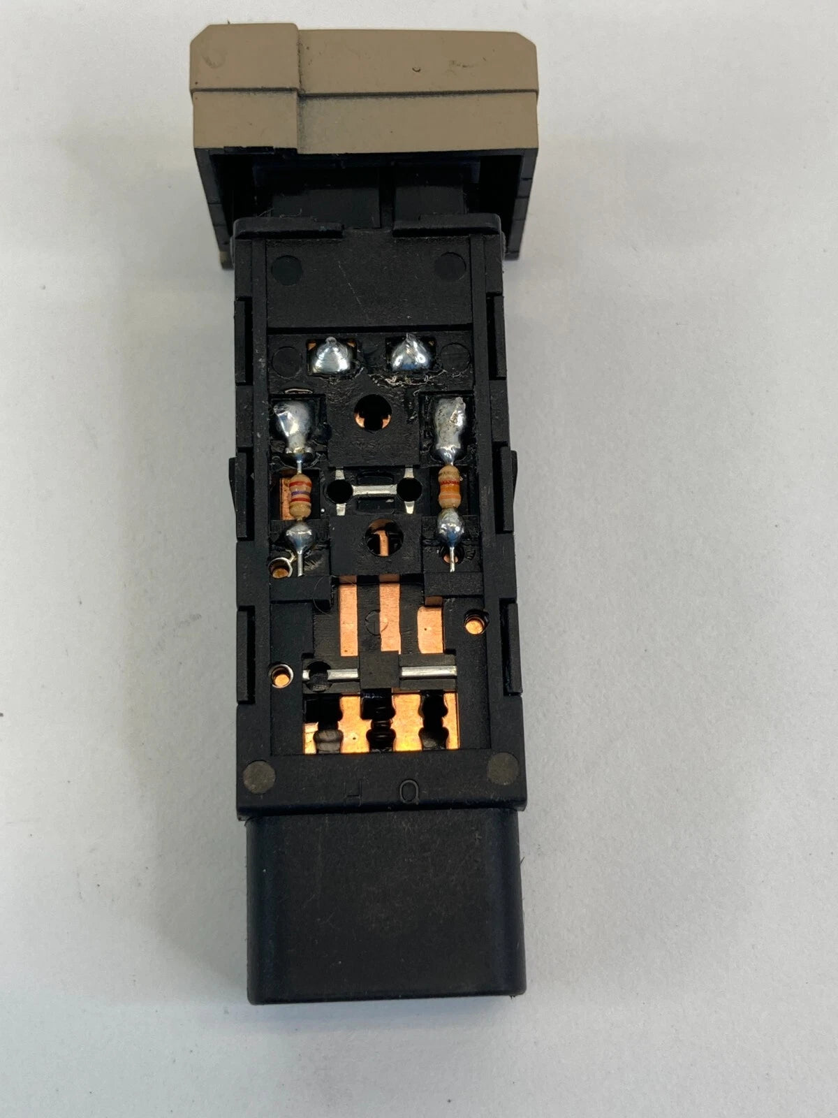 2011 12 13 2014 HYUNDAI SONATA ACTIVE ECO CONTROL SWITCH BUTTON 621W05010