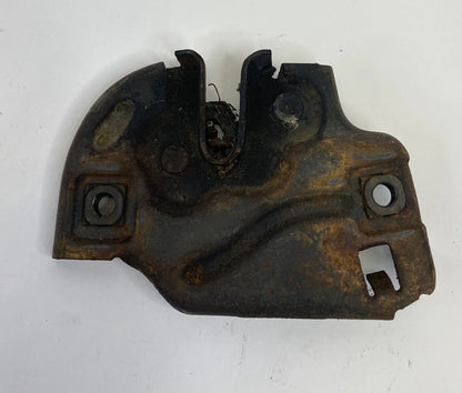 1999 2000 CADILLAC ESCALADE 92-00 GMC YUKON PRIMARY HOOD LOCK LATCH ASSEMBLY