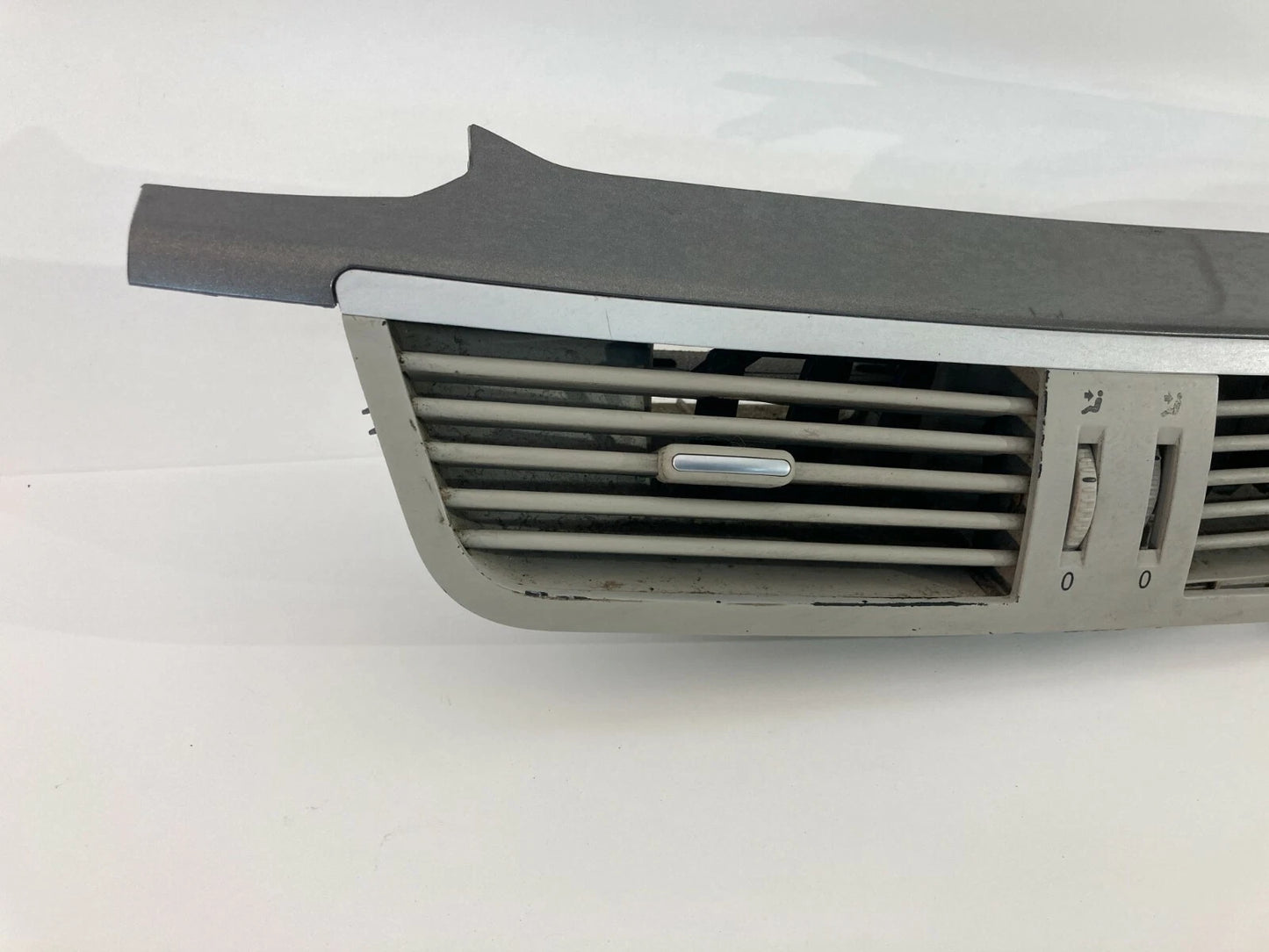2009-2014 VOLKSWAGEN ROUTAN CENTER DASH AC AIR VENT GRILLE TRIM PANEL 1FB401S3AC