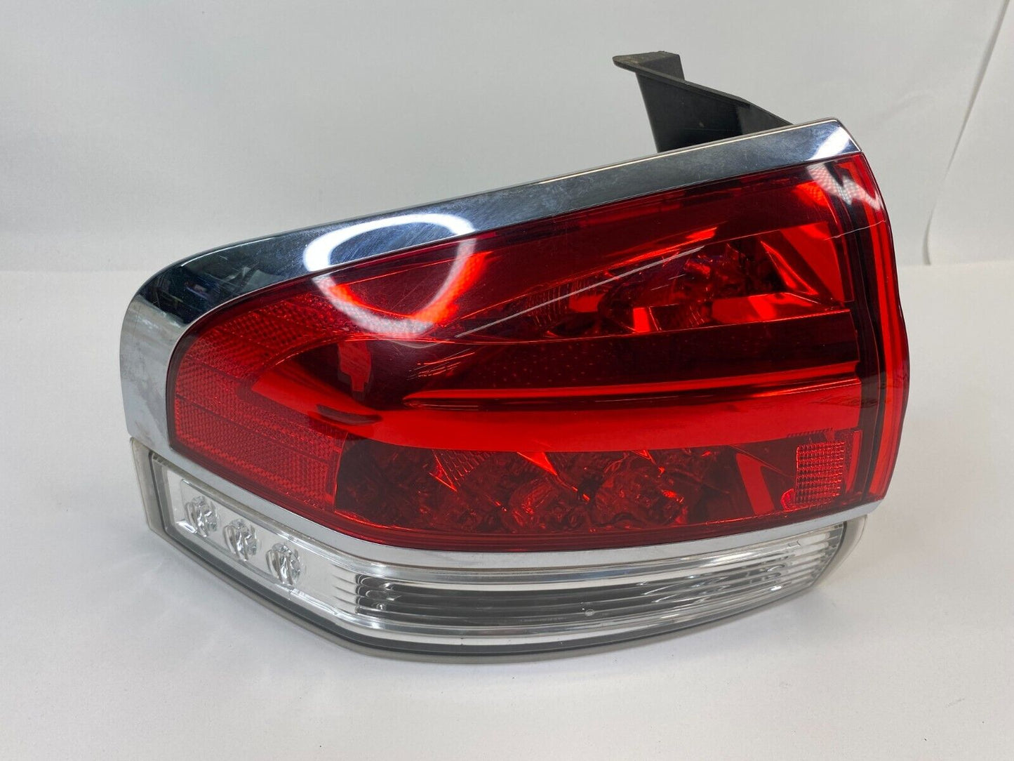 11-15 Lincoln MKX Base Left Outer Taillight Tail Light Lamp BA13-13B505-AG OEM