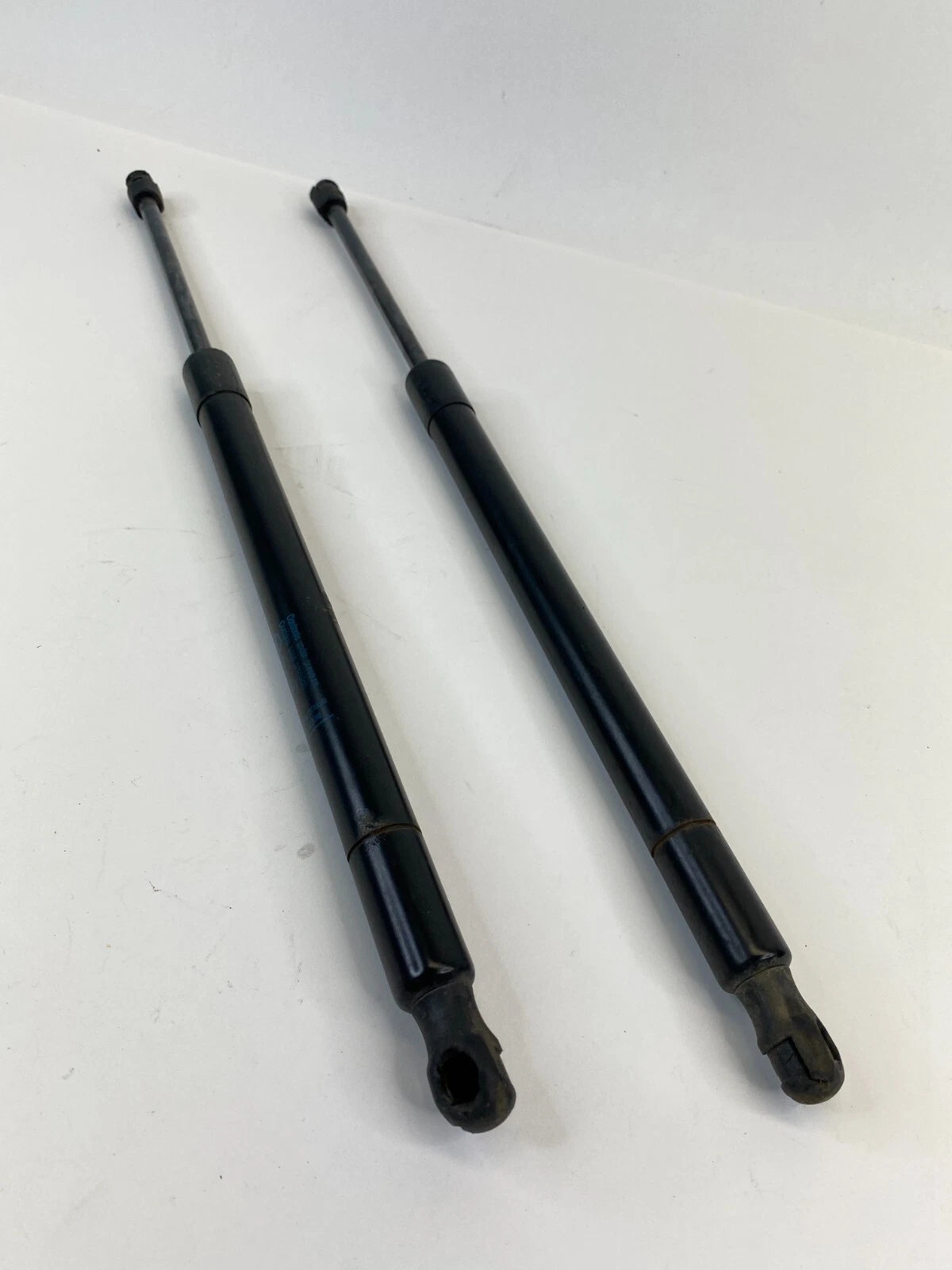 09-17 CHEVY TRAVERSE REAR LIFTGATE SUPPORT SHOCK STRUT LIFT CYLINDER 22812907
