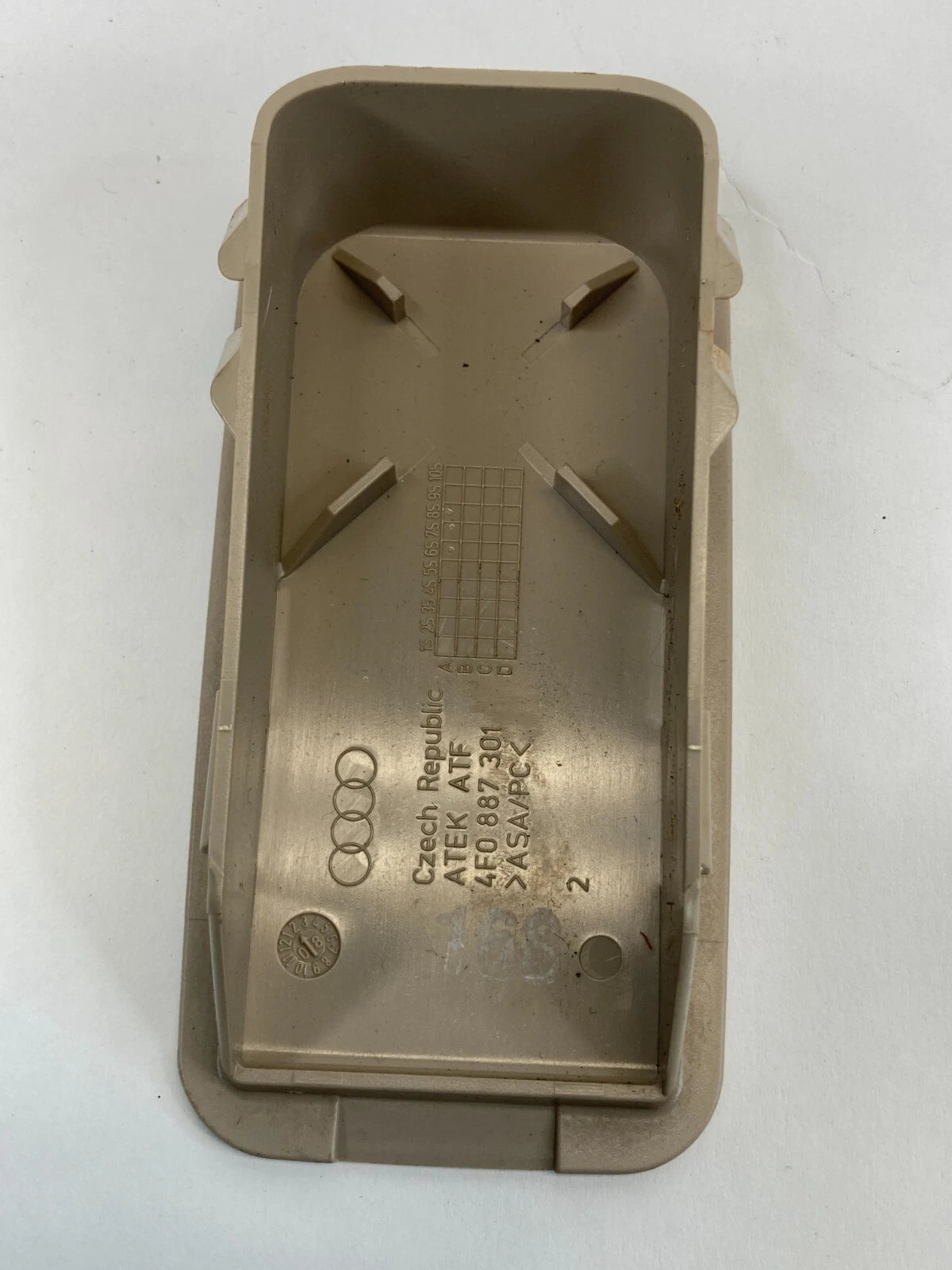 2006-2011 AUDI A6 BACK CHILD SEAT ANCHOR HOOK COVER TRIM CAP 4F0887301 OEM