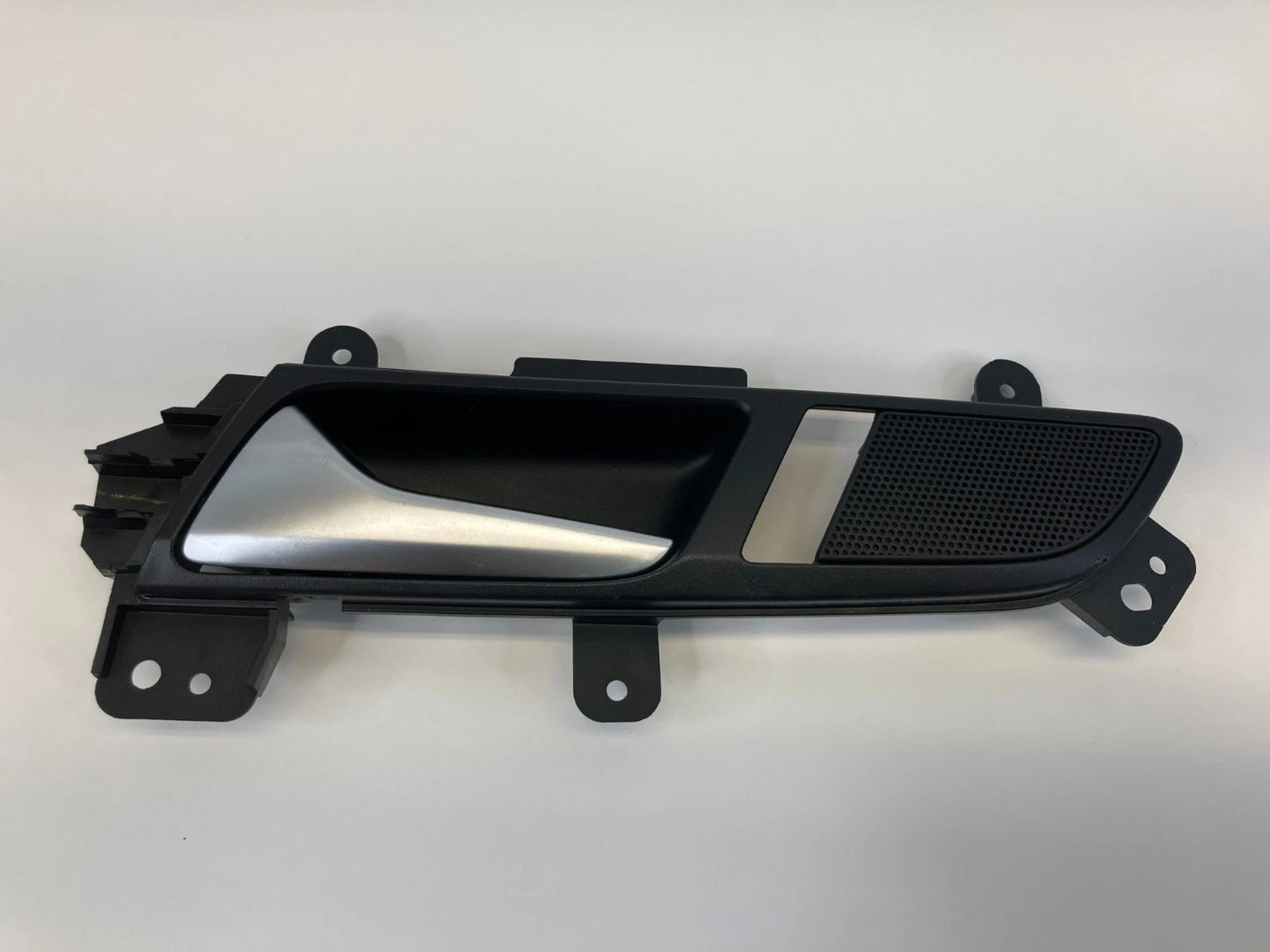 2012-2015 VW PASSAT REAR LEFT INTERIOR DOOR HANDLE W/ TWEETER 561035411 OEM