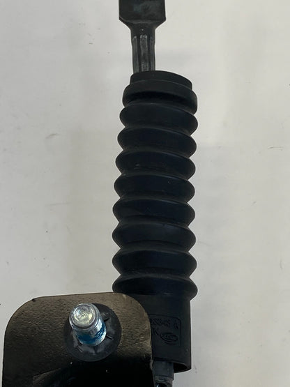 2011-2014 Hyundai Sonata Front Right Seat Belt Buckle Tensioner 34098740G