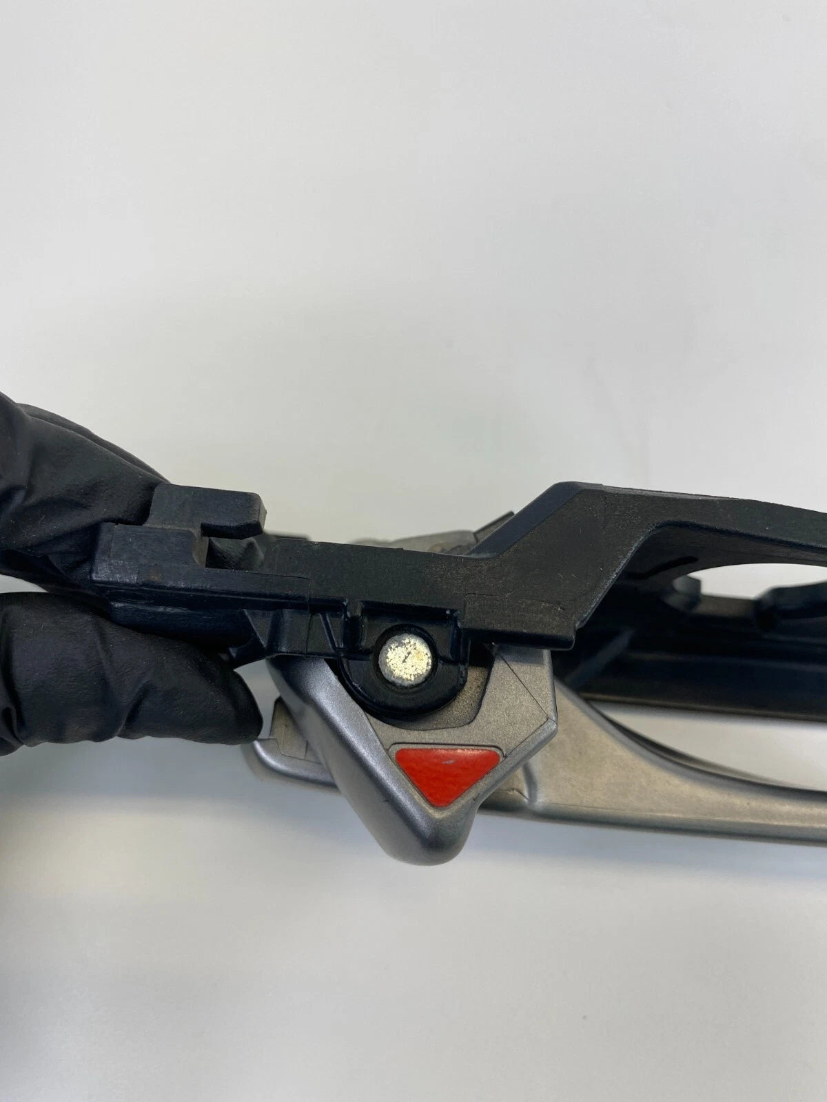 2015-2017 HYUNDAI ACCENT REAR LEFT SIDE INSIDE DOOR HANDLE 83613-RB000 OEM