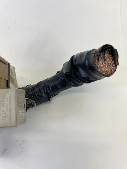 98-05 LEXUS GS300 DASH LEFT SIDE FUSE RELAY POWER BOX MODULE 89226-30040 OEM