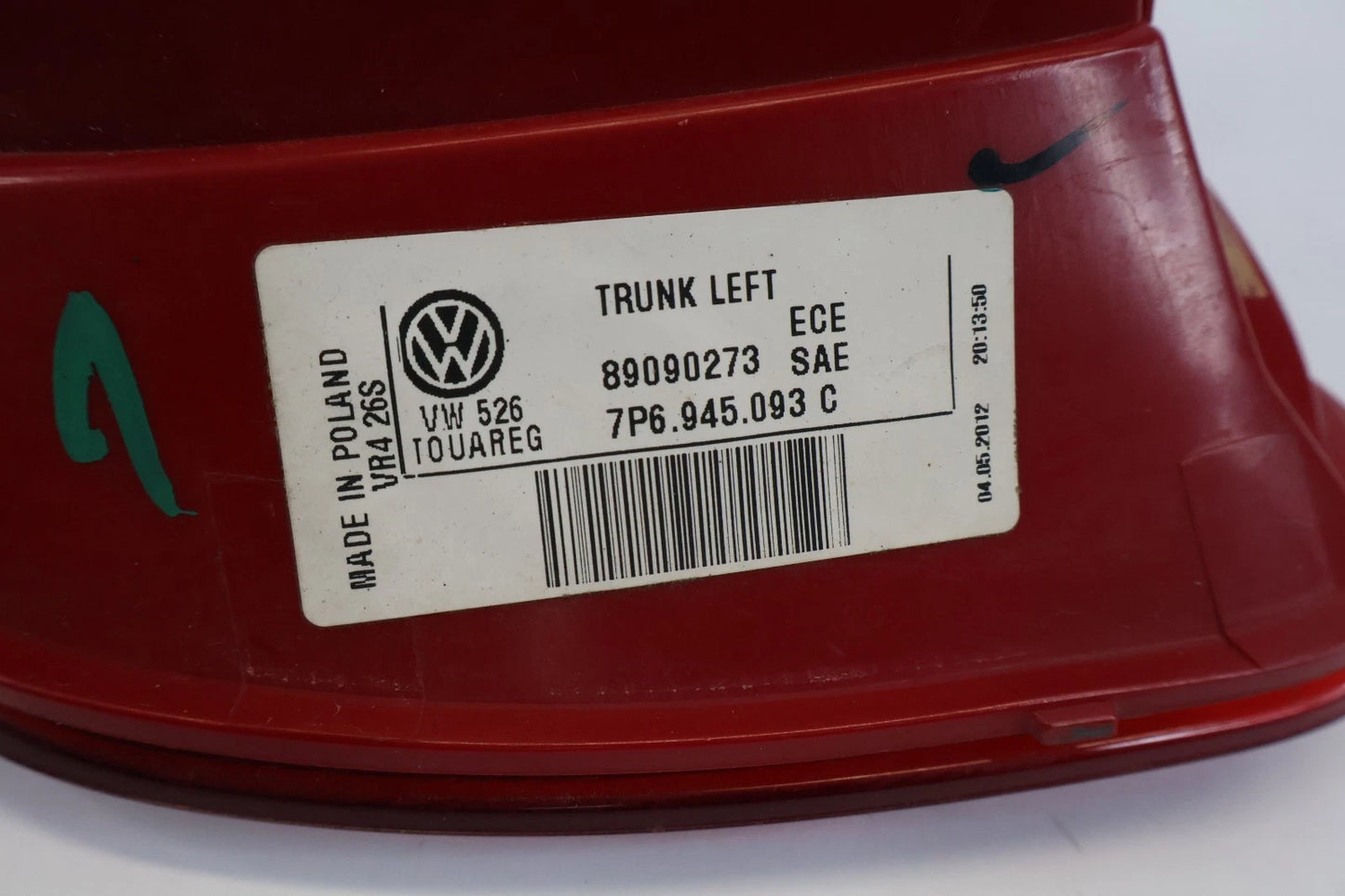 2011-2014 VW VOLKSWAGEN TOUAREG LEFT DRIVER TRUNK INNER TAILLIGHT 7P6-945-093-C