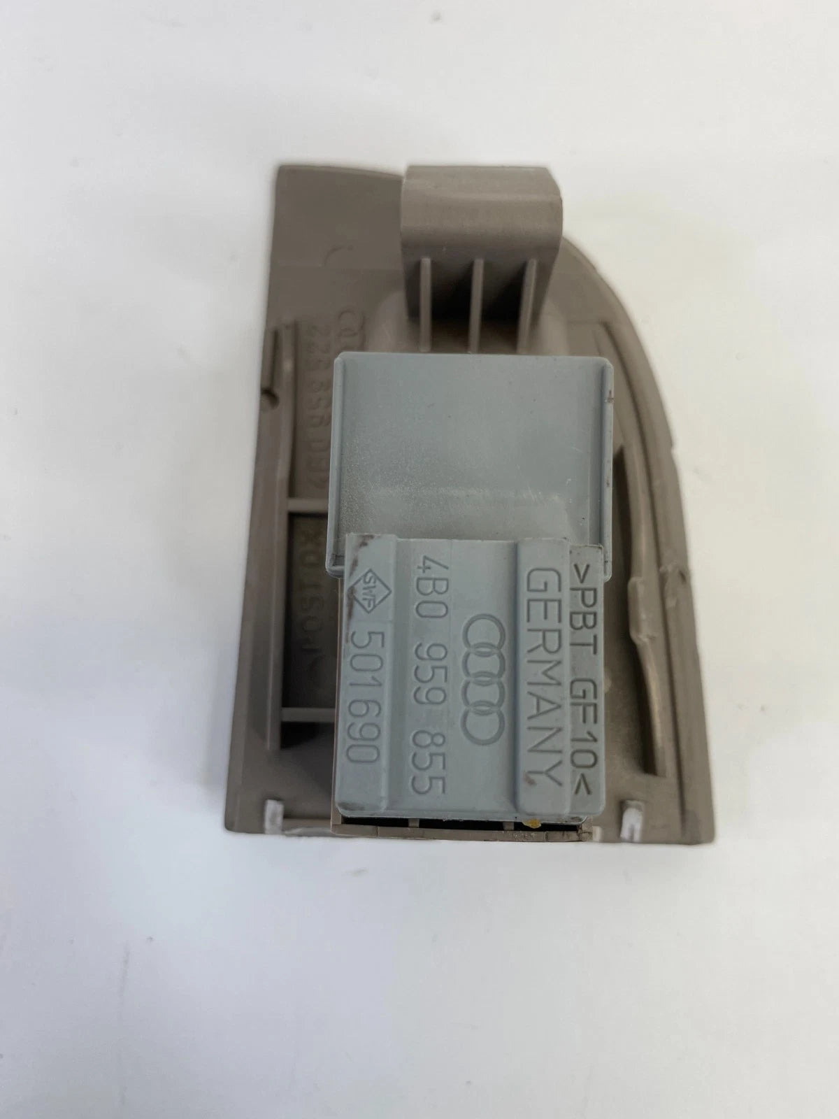 98-01 AUDI A6 QUATTRO REAR RIGHT POWER DOOR WINDOW SWITCH TRIM 4B0959522