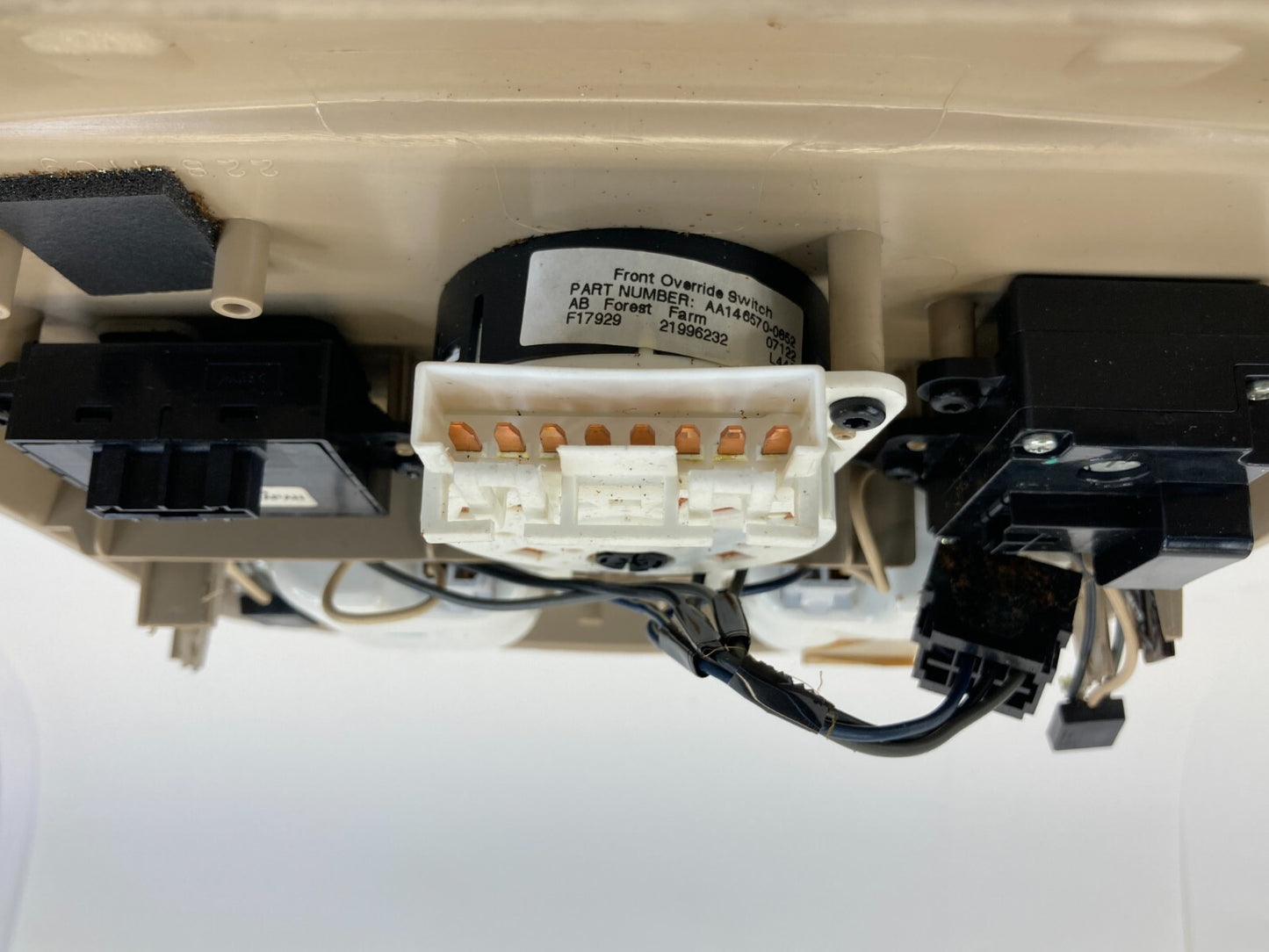 2006-2009 Cadillac SRX Overhead Console Map dome Lamp Reading Light OEM