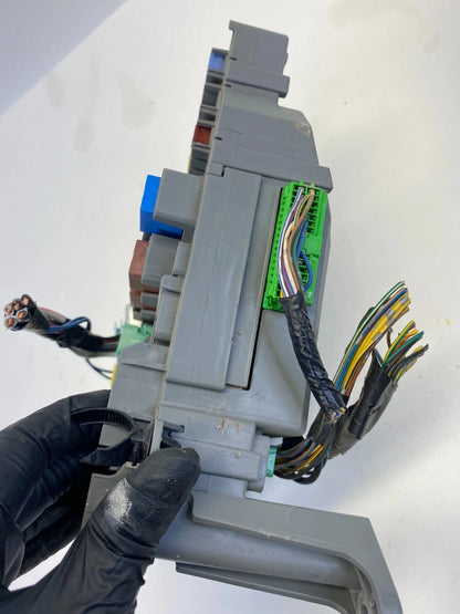 2003-2007 HONDA ACCORD SEDAN 2.4L A/T DASH FUSE BOX INTERIOR RELAY SDA-A0 OEM