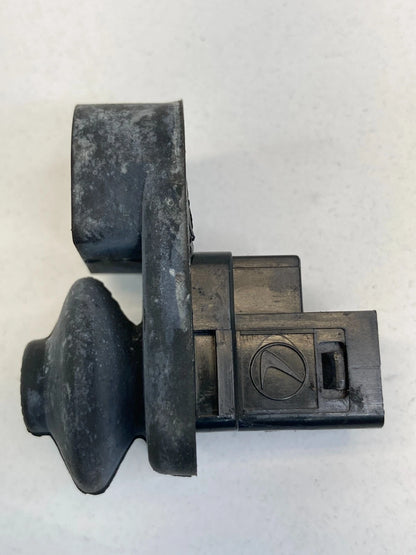 2000-2004 SUBARU OUTBACK FRONT RIGHT BACK DOOR AJAR JAMB LIGHT SWITCH SENSOR OEM