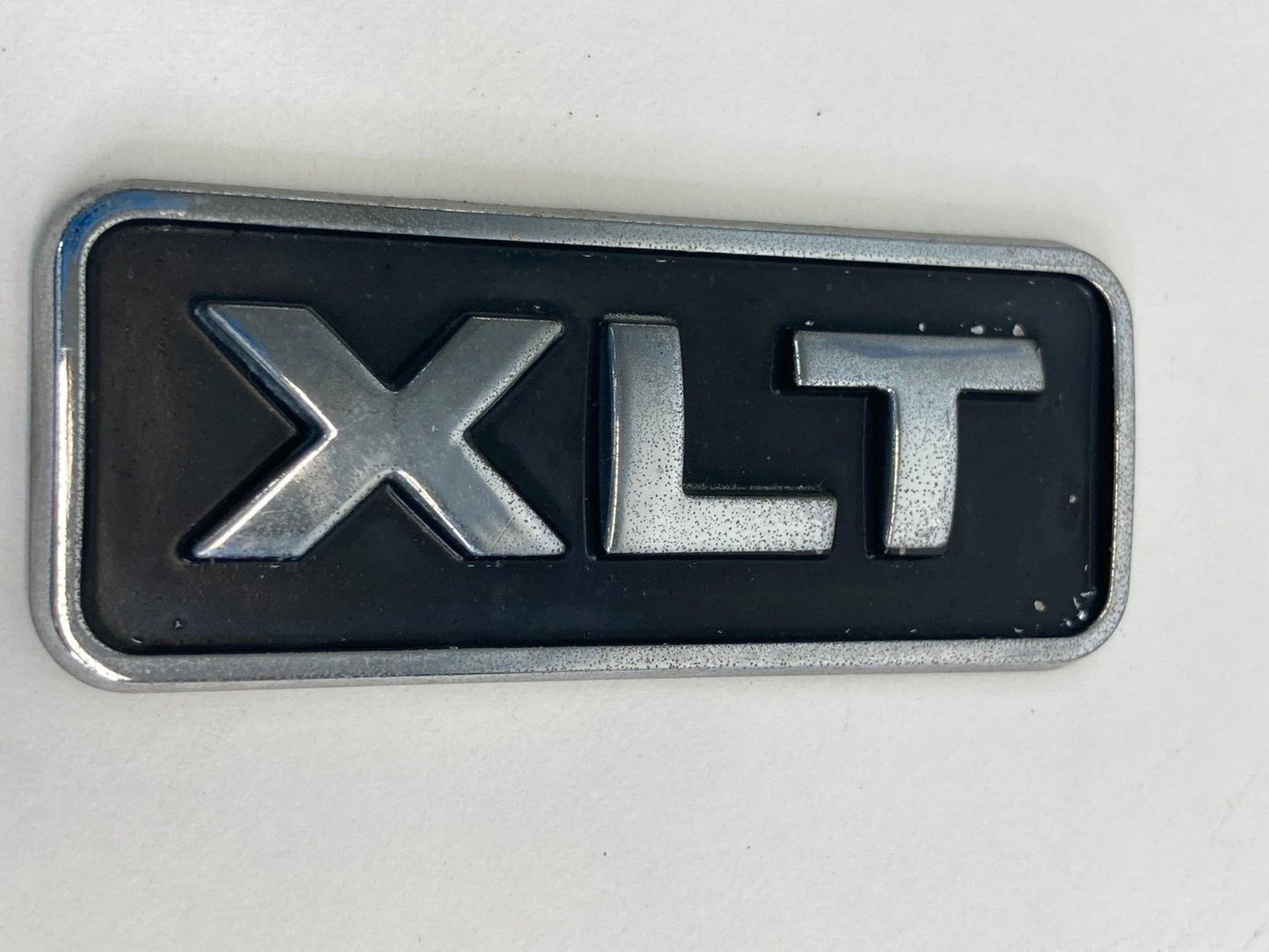 02-05 FORD EXPLORER XLT EMBLEM LETTERS LOGO BADGE SYMBOL CHROME OEM