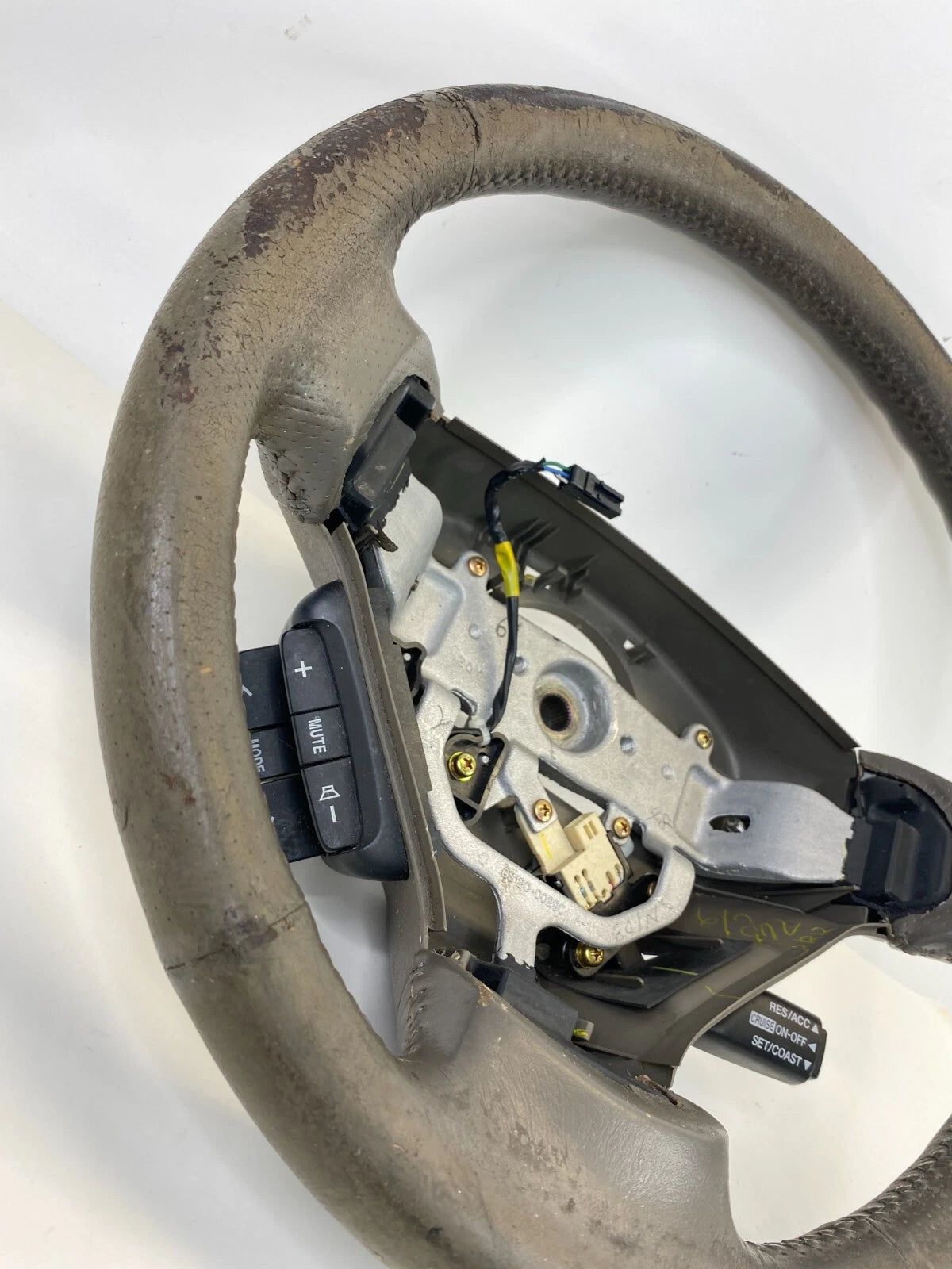 2003-2006 SUZUKI XL-7 2.7L A/T 4WD STEERING WHEEL ASSY W/ CRUISE CONTROLS OEM