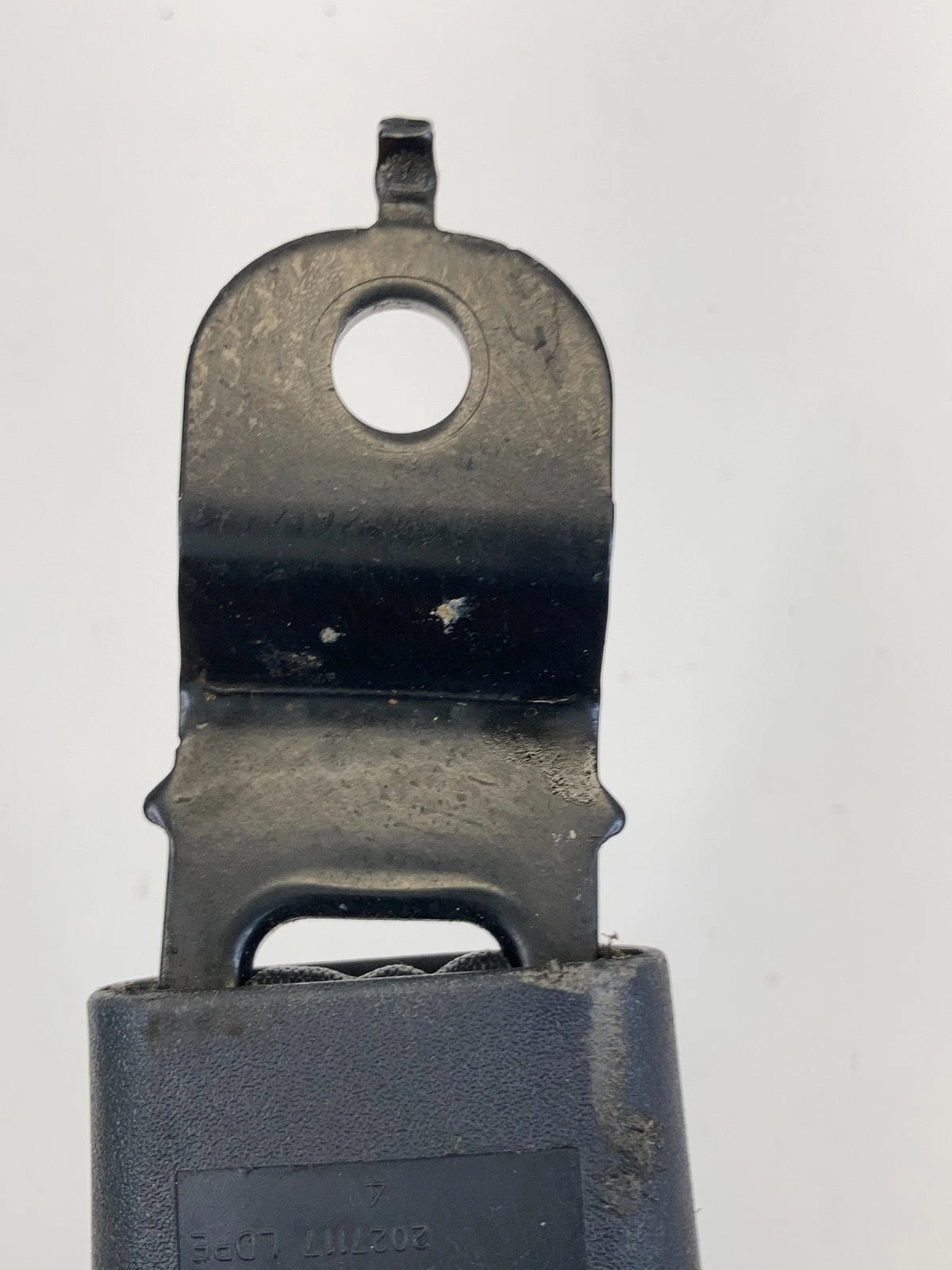 2006-2010 DODGE CHARGER FRONT RIGHT PASSENGER SIDE SEAT BELT BUCKLE ASSEMBLY OEM