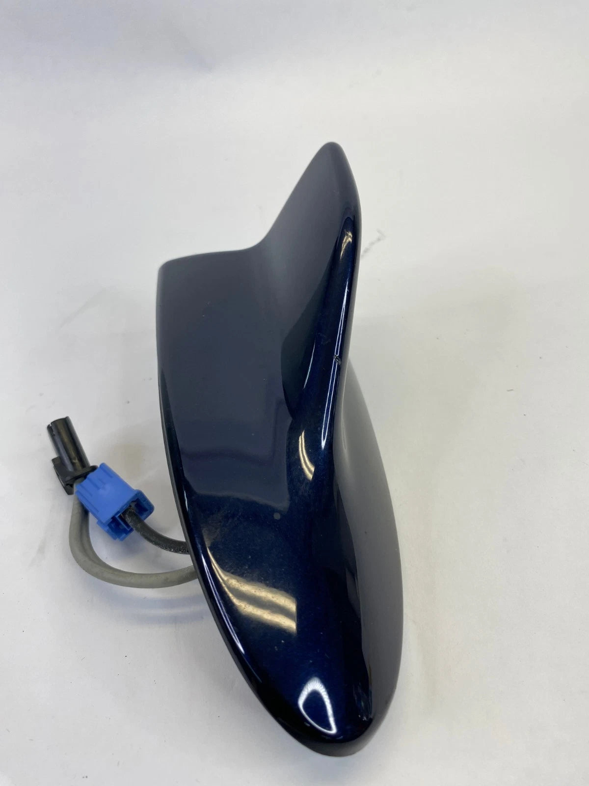 10-13 LEXUS IS250 IS350 SEDAN ROOF MOUNT SHARK FIN RADIO ANTENNA 86760-53050 OEM