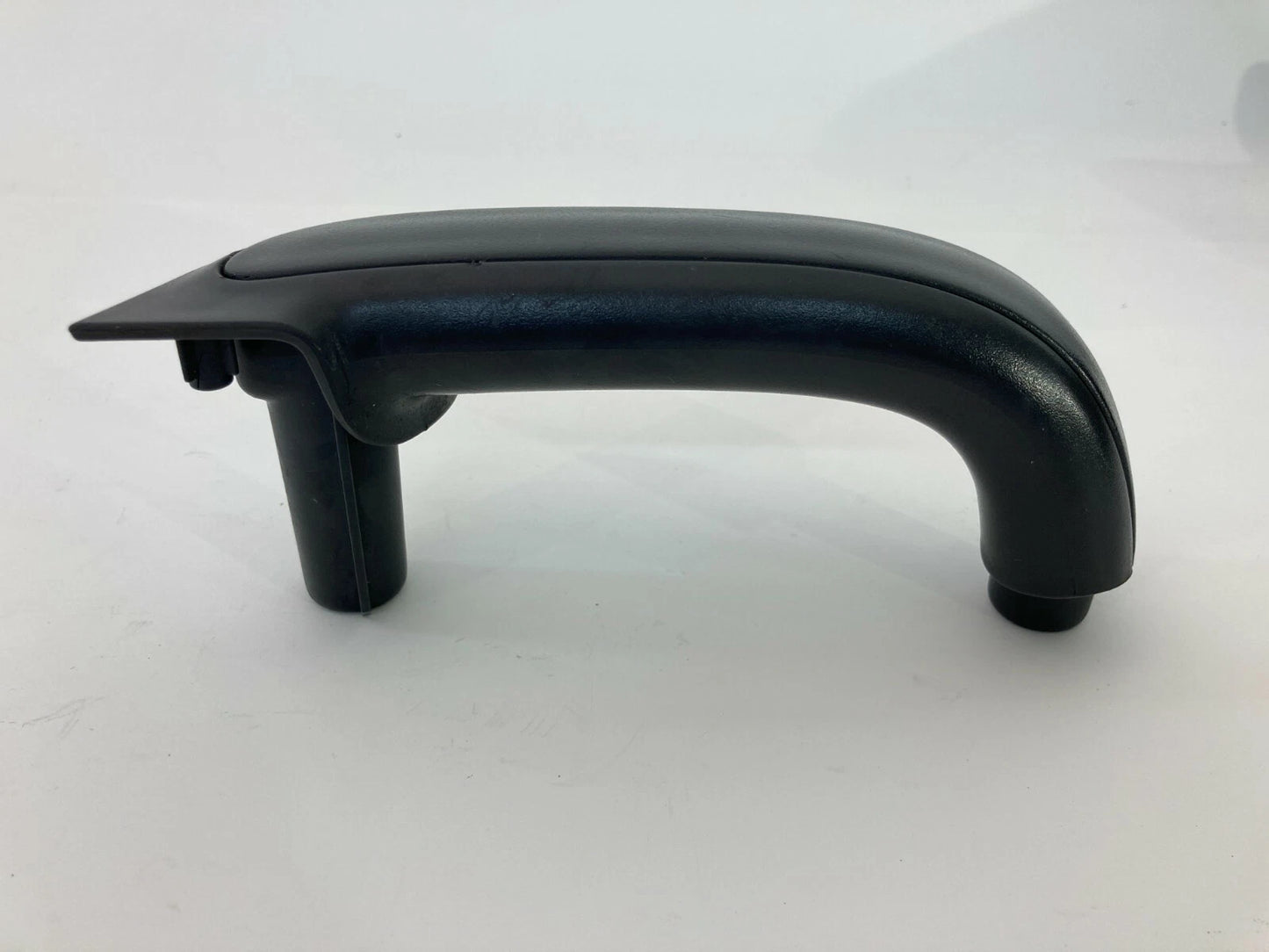 2003-2006 KIA SORENTO REAR RIGHT PASSENGER DOOR INNER INTERIOR PULL HANDLE OEM