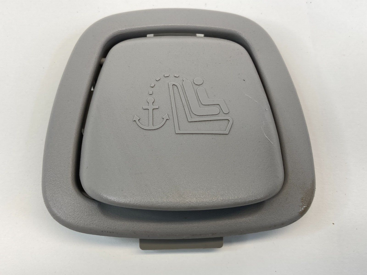 1998-2002 Lincoln Town Car Rear Seat Belt Anchor Child Plate Cover YW13-54613E54