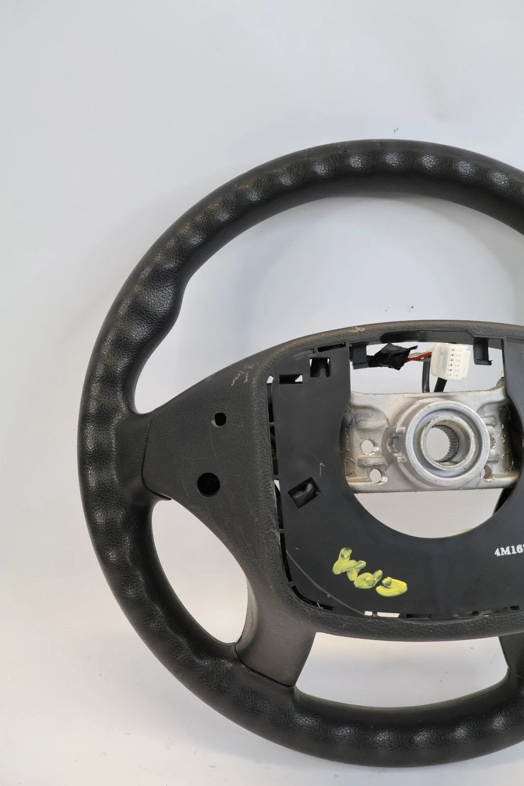 2014-2016 HYUNDAI ELANTRA DRIVER STEERING WHEEL W/ CRUISE CONTROL SWITCHES OEM