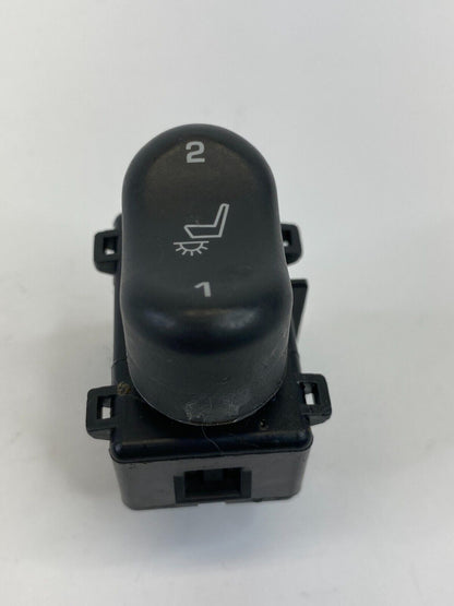 2004 2005 2006 2007 Saturn Vue Heated Heat Seat Button Switch 15776971 OEM