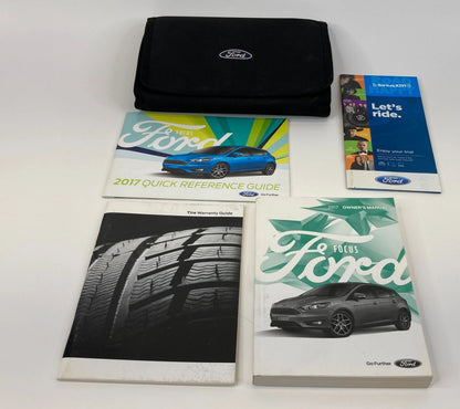 2017 FORD FOCUS OWNERS MANUAL REFERENCE GUIDE WARRANTY INFORMATION W/ CASE SET