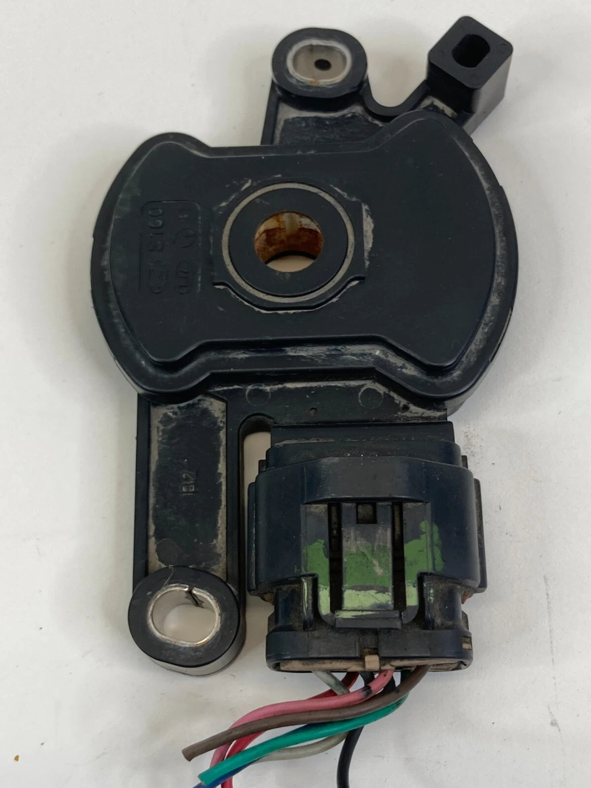 2011-2014 HYUNDAI SONATA AT GEAR POSITION SENSOR INHIBITOR NEUTRAL SAFETY SWITCH