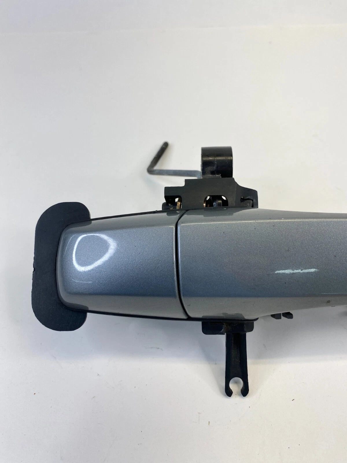 04-08 CADILLAC SRX BASE REAR RIGHT PASSENGER SIDE EXTERIOR DOOR HANDLE D-800138