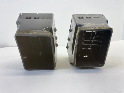 2008-2010 CHRYSLER 300 CENTER DASH LEFT & RIGHT A/C AIR VENT OUTLET DUCT GRILLE