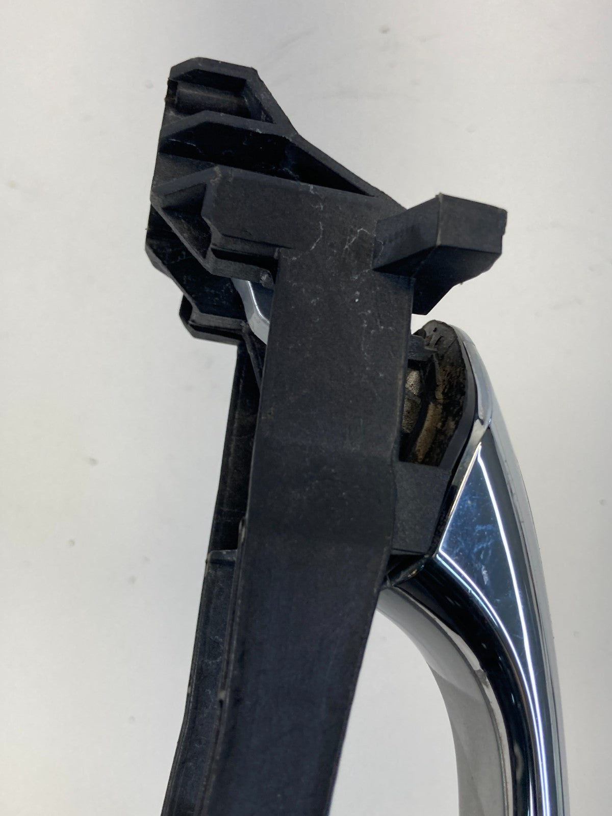 2006 Mercedes-Benz CLS500 Rear Right Side Exterior Door Handle Outer Handle OEM