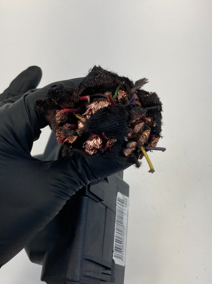 2009-2012 Volkswagen CC 2.0L L4 Left Side Fuse Relay Box Control Module OEM