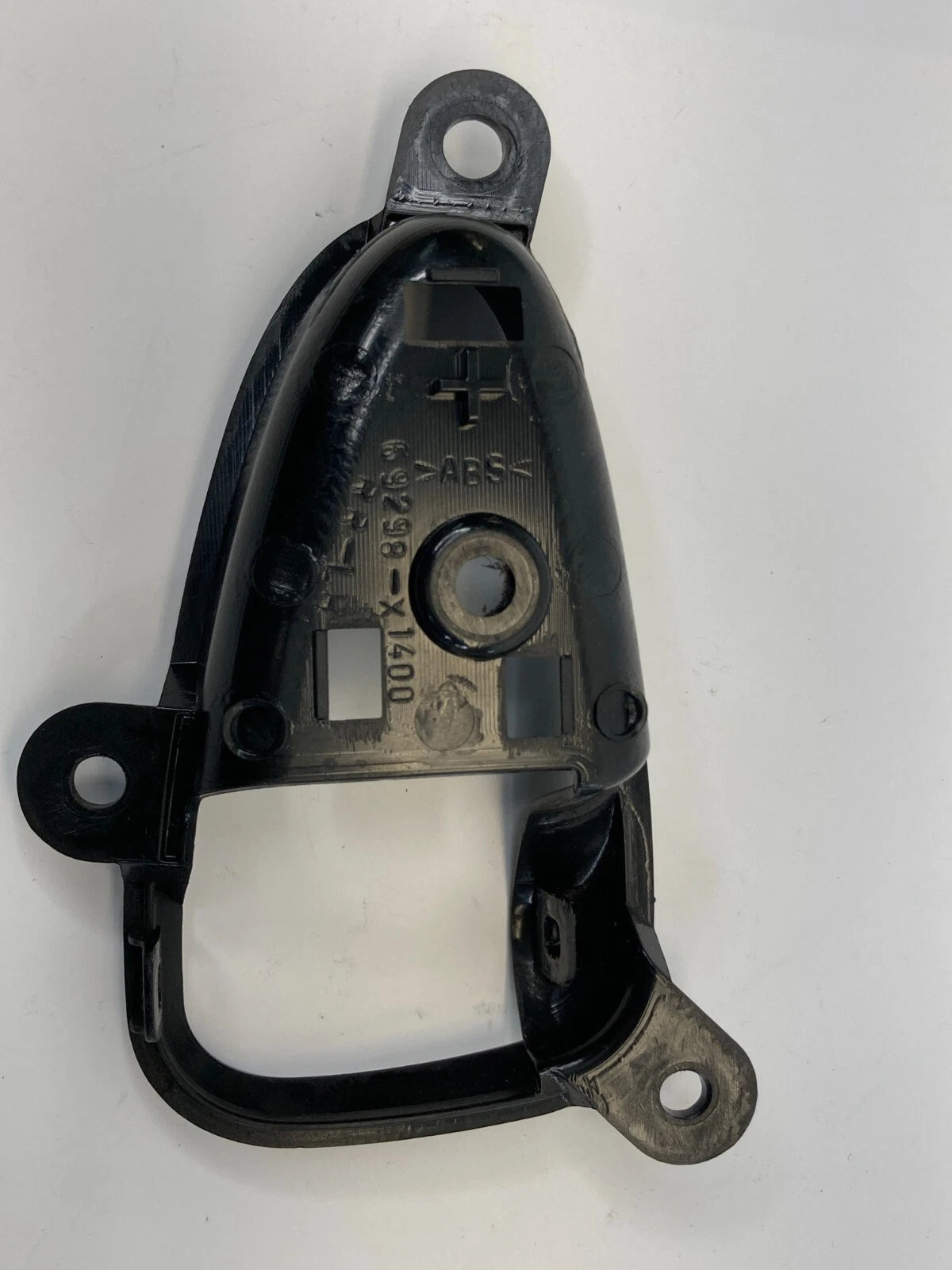 2007-2011 TOYOTA CAMRY REAR LEFT INTERIOR DOOR HANDLE COVER BEZEL 69298-X1400