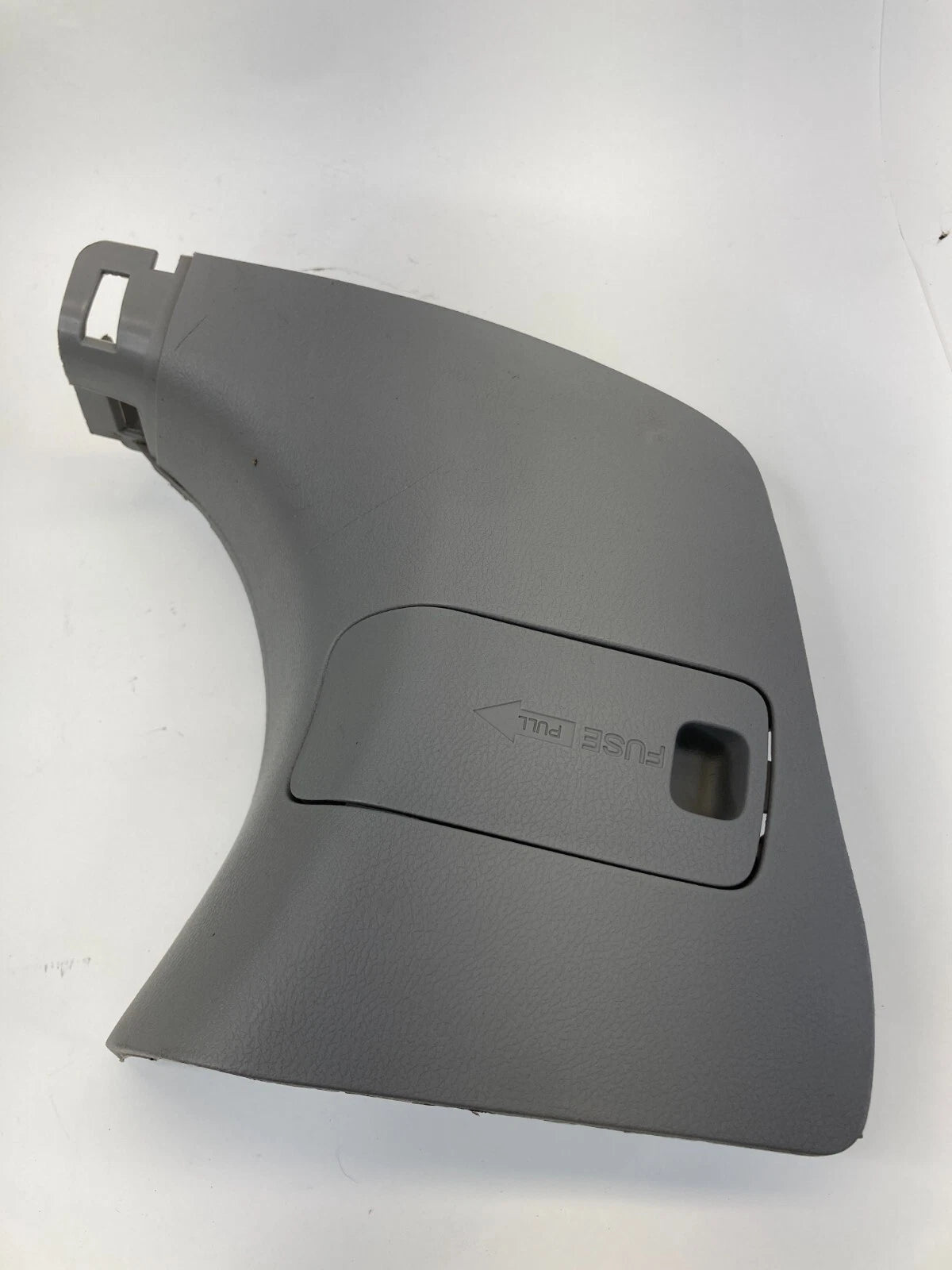 2008-2012 HONDA ACCORD FRONT RIGHT COWL KICK PANEL LID FUSE TRIM COVER 83111-TA0