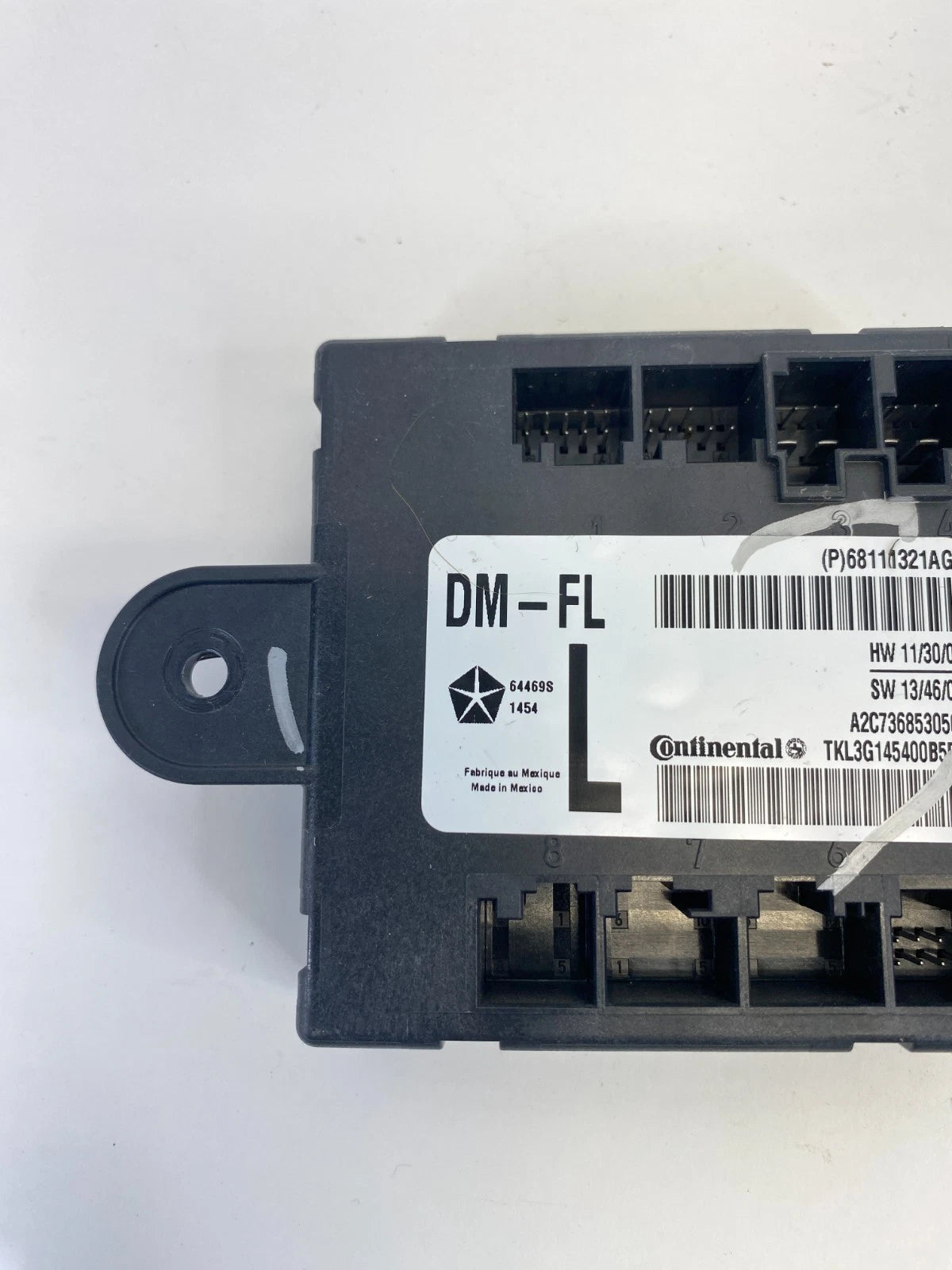 2015-2017 Chrysler 200 Front Left Door Computer Control Module 68111321AG OEM