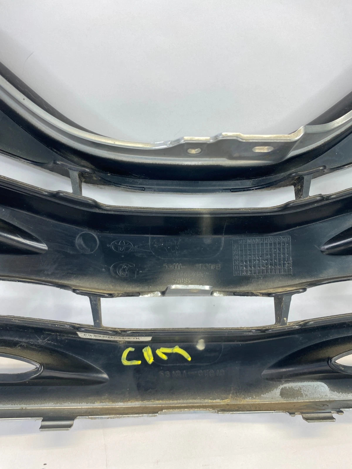 2009 2010 2011 2012 TOYOTA VENZA FRONT UPPER GRILLE GRILL 53111-0T010B OEM