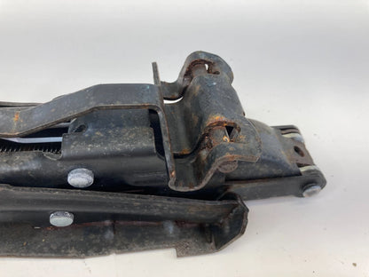 1998-2001 VOLKSWAGEN BEETLE SPARE TIRE JACK TOOL KIT ASSEMBLY 1C0-011-031 OEM