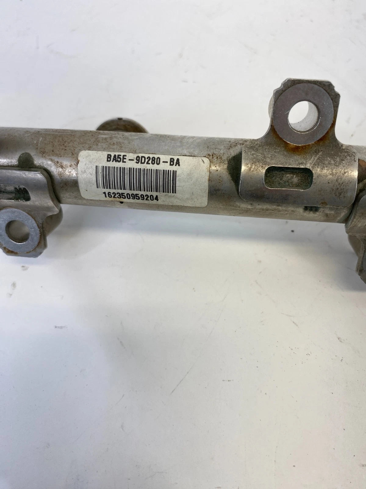 2016-2019 FORD EXPLORER INTERCEPTOR 3.5L V6 FUEL INJECTION RAIL ASSY OEM