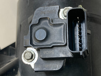 12-17 GMC Terrain 12-15 Chevy Equinox 2.4 Air Box Intake Cleaner Box Assembly