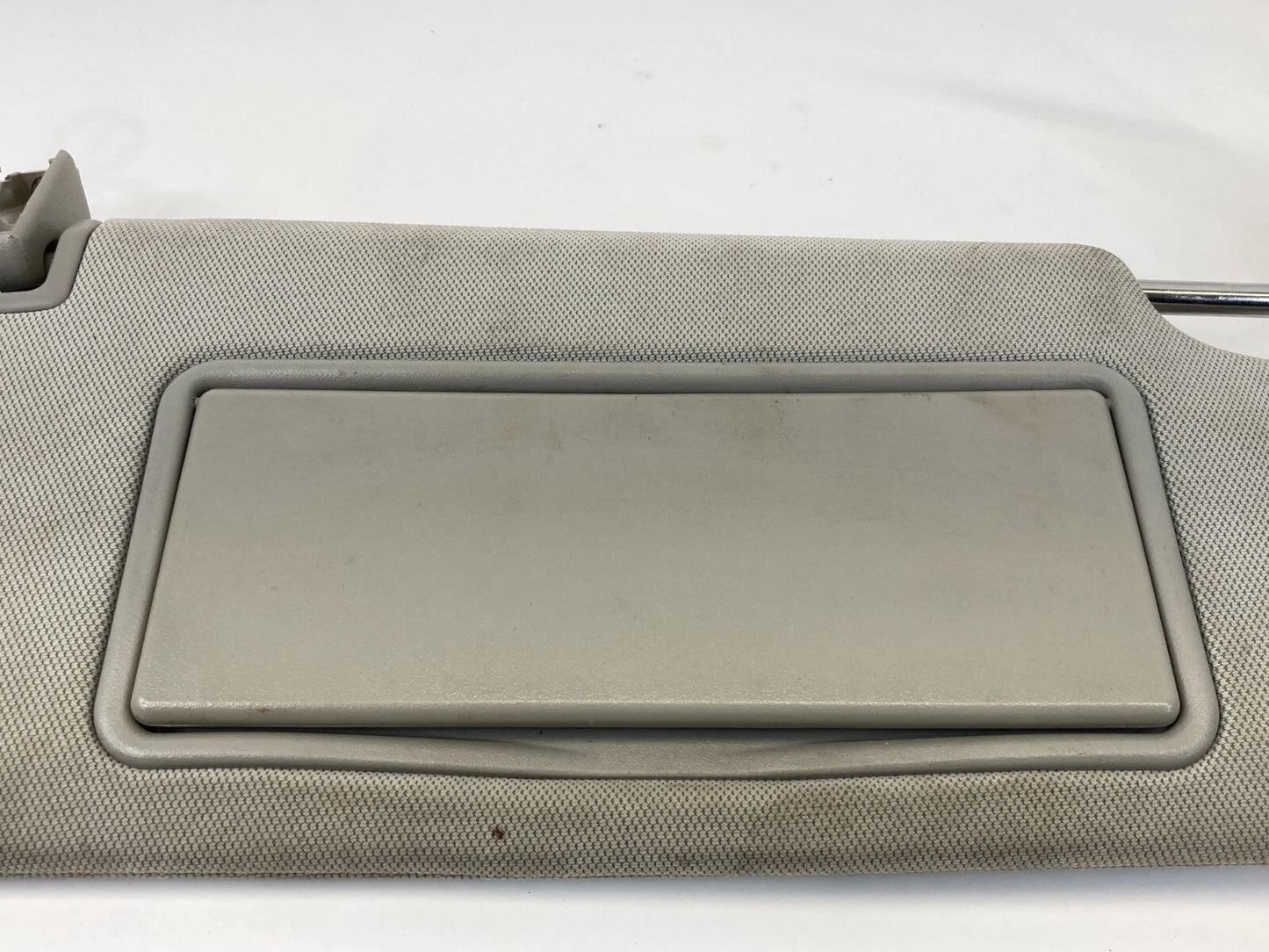2013 2014 2015 CHEVROLET MALIBU RIGHT SIDE SUNVISOR PASSENGER SUN VISOR SHADE