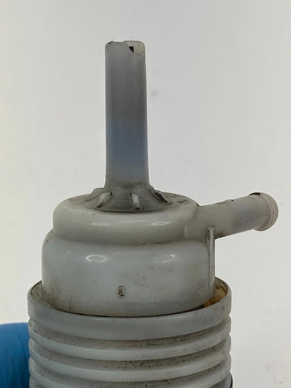 2005 2005 2006 2007 2008 2009 SAAB 9-7X FRONT WASHER FLUID PUMP 10386722