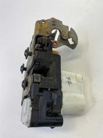 2004-2006 CHEVROLET AVALANCHE FRONT RIGHT SIDE DOOR LOCK LATCH ACTUATOR ASSEMBLY
