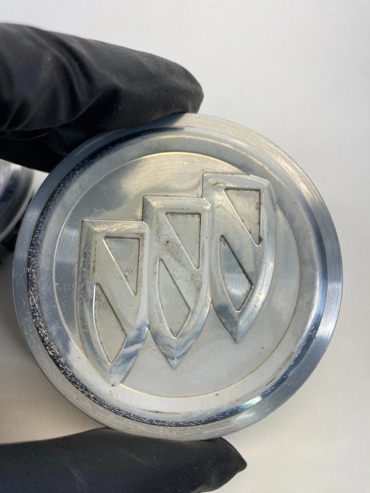 2011-2016 BUICK REGAL CXL WHEEL CENTER CAPS PAIR SET OF 2 CHROME 9595010 OEM