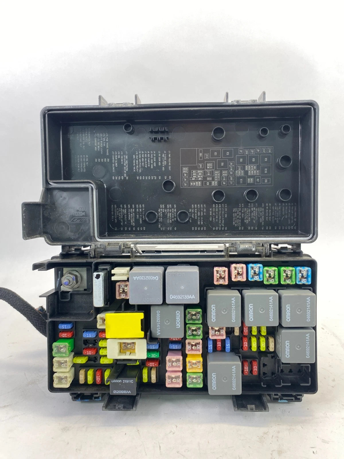 2010 DODGE JOURNEY 3.5L V6 TIPM TOTALLY INTEGRATED FUSE RELAY BOX OEM 04692305AF
