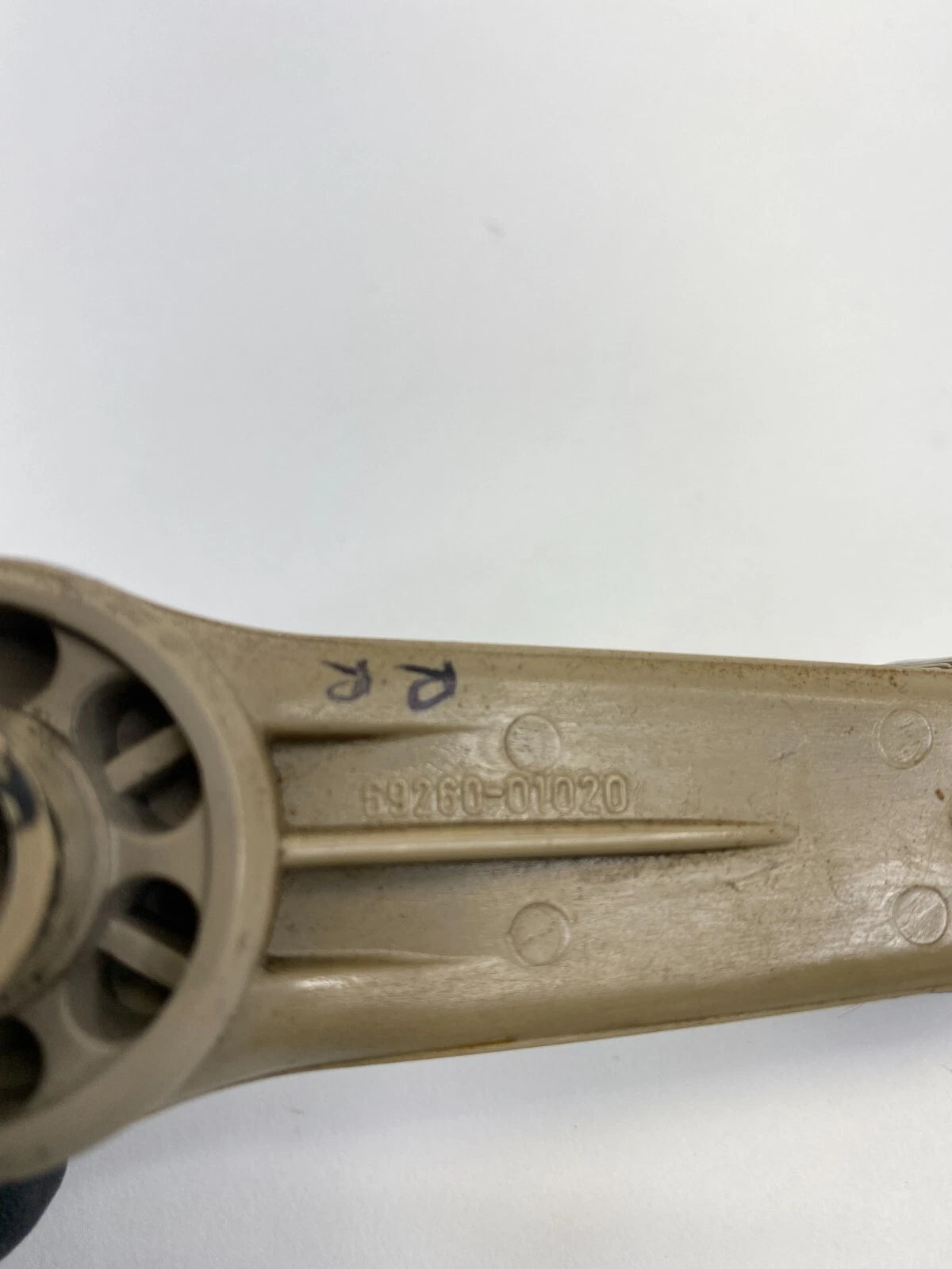 1998-2008 TOYOTA COROLLA REAR RIGHT DOOR MANUAL WINDOW CRANK HANDLE 69260-01020