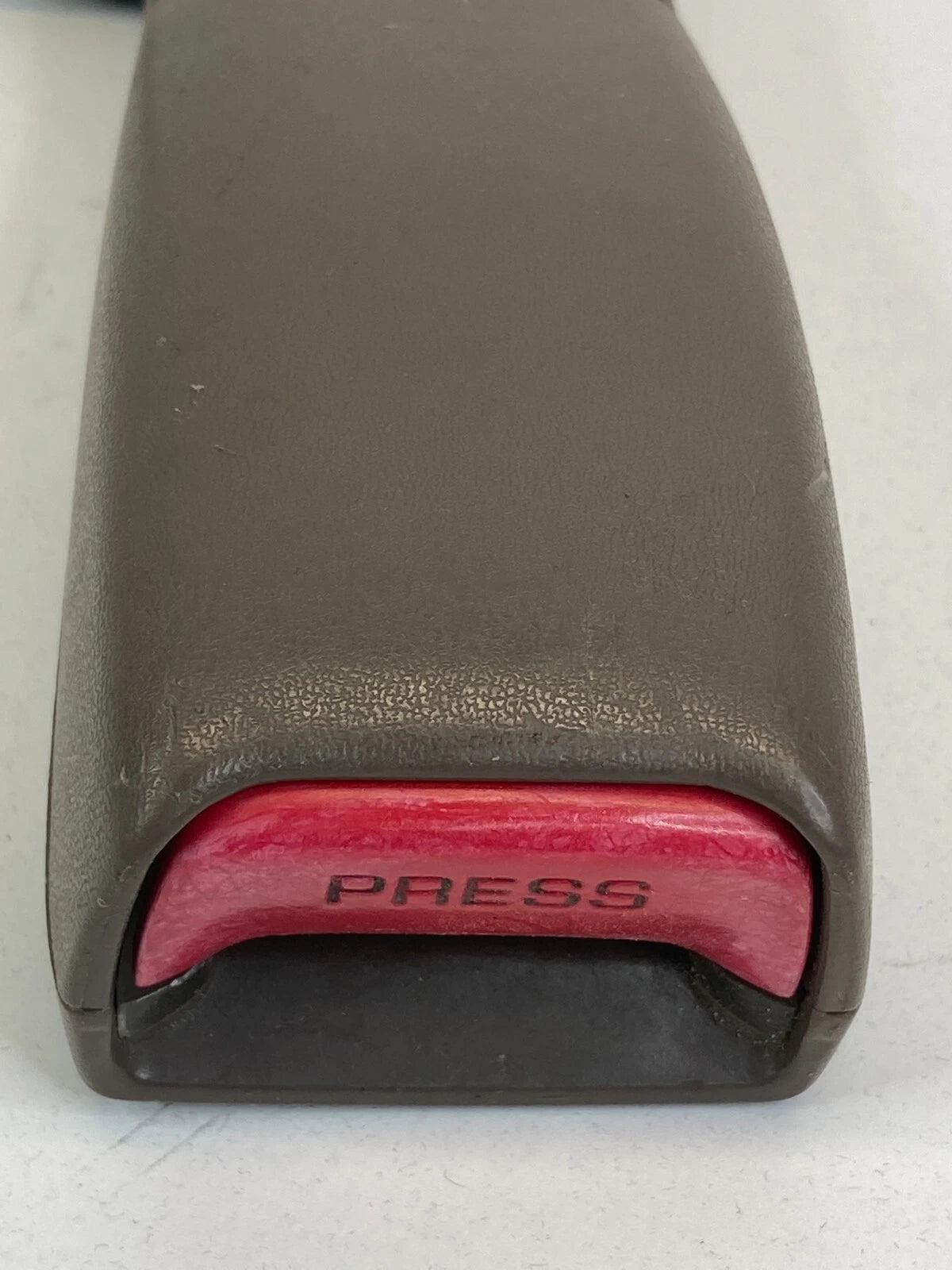 1993 1994 LEXUS LS400 FRONT RIGHT SEAT BELT BUCKLE FR RH C033703 OEM