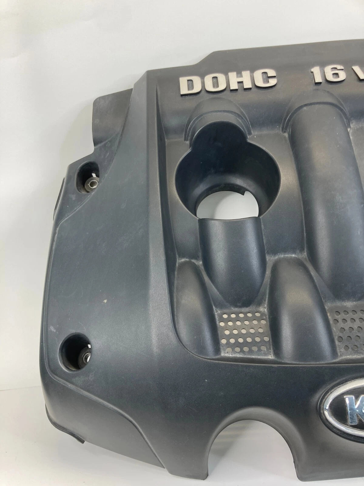 2005-2007 KIA SPORTAGE 2.0L L4 DOHC 16 VALVE ENGINE COVER TRIM 29240-23700 OEM